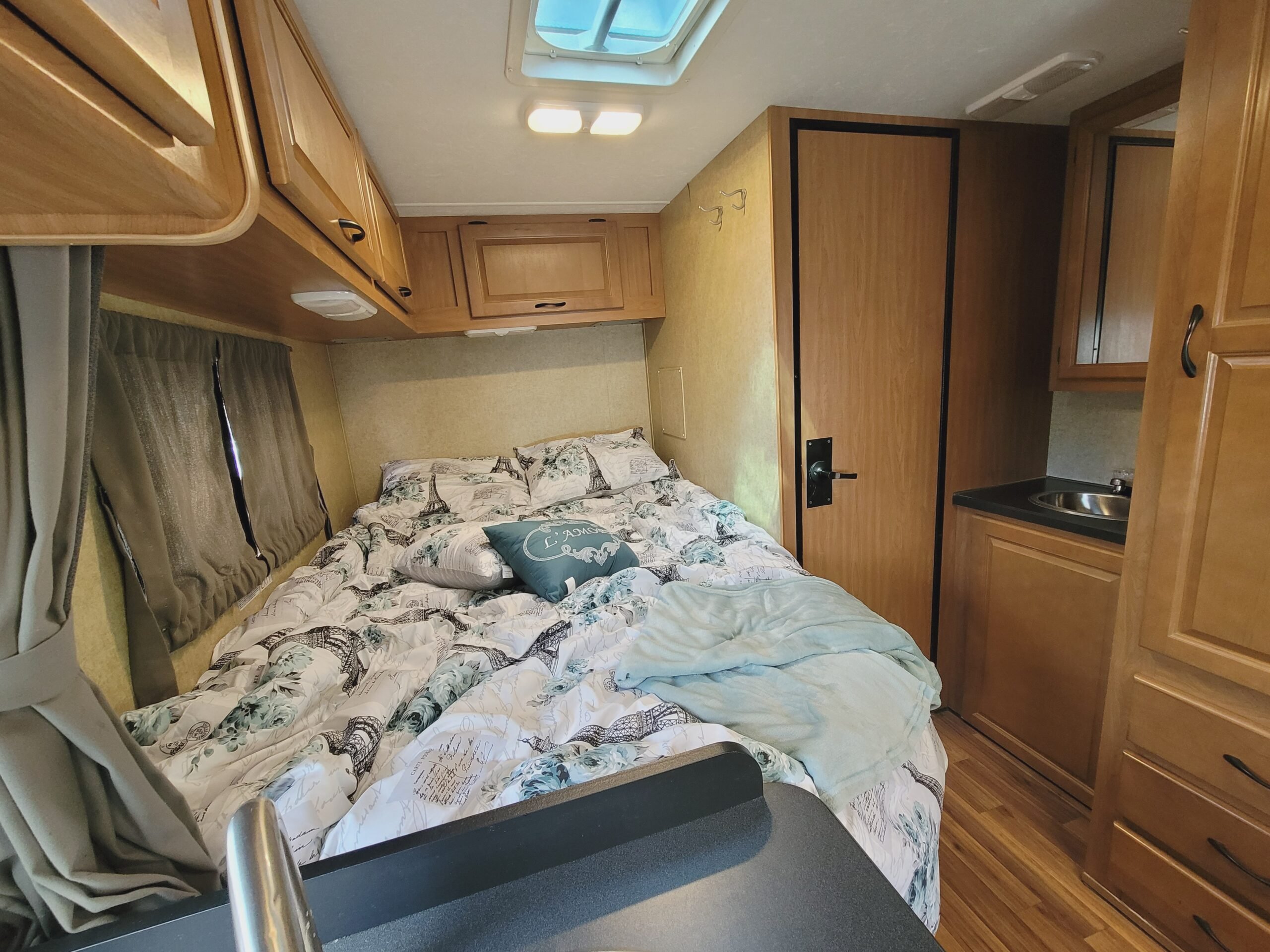 2016 Ford Majestic 23a photo 5