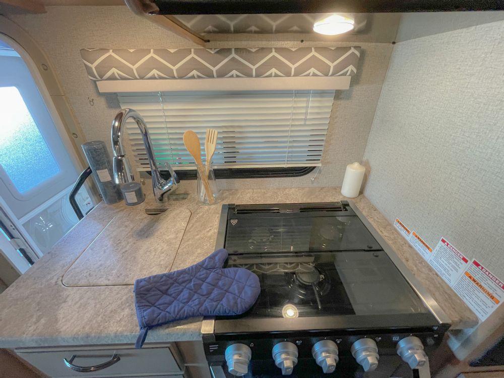 2021 DAYBREAK CHEVROLET 4500 photo 4