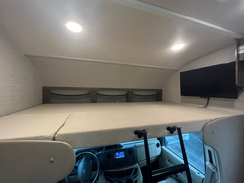 2021 Jayco Redhawk M 29KX photo 3