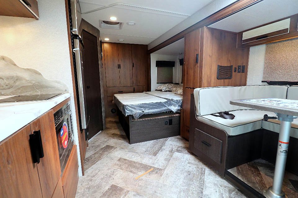2021 Mercedes Forest River Forester photo 5